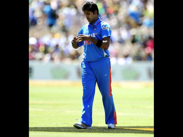 Vinay Kumar prepares to bowl against Australia during their One Day International series match in Adelaide, Australia. (AP Photo/David Mariuz)