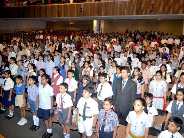 Parents, teachers and students attending Hindustan Times Scholarship awards ceremony 2012 in Mumbai. (HT Photo/Prodip Guha)
