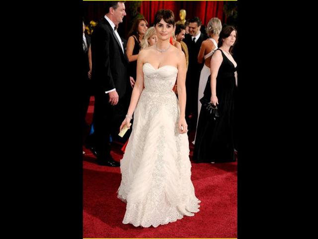 Best Supporting Actress winner Penelope Cruz