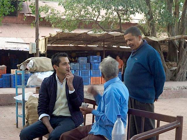 Kapadia bazaar, hub of local activity. 'I come here to buy vegetables, the newspaper, gather the news of the town.' Photo Courtesy: Sooni Taraporevala