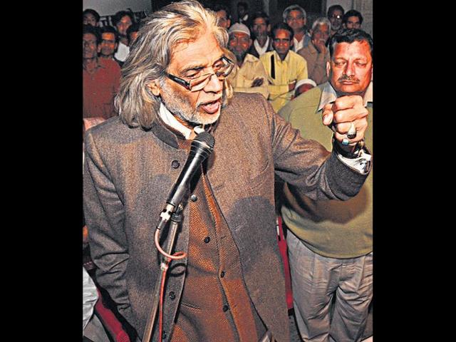 The-Congress-pushing-for-a-change-of-guard-in-UP-has-found-a-torchbearer-in-film-maker-Muzaffar-Ali-HT-Ashok-Dutta