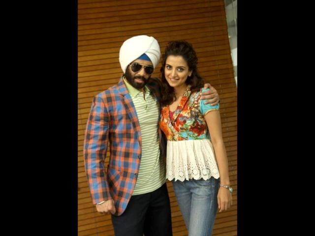 Tusshar Kapoor ends up sporting a Sikh look to please his onscreen lady love, played by actor Kulraj Randhawa. (Photo: Arijit Sen)