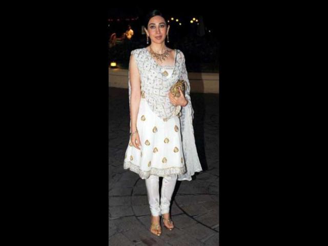 Dangerous Ishq star Karisma Kapoor - 5 ft 2 in (AFP)