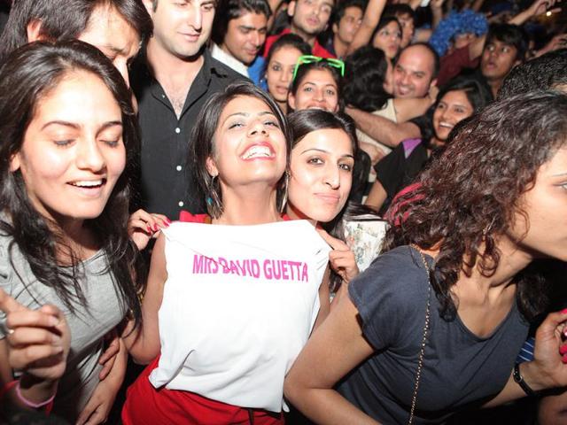 After his act, Guetta tweeted: “My first time playing in India — I wasn’t sure what to expect but tonight blew my mind.”