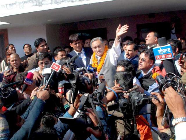 New-Uttarakhand-chief-minister-Vijay-Bahuguna-addresses-the-media-at-his-residence-in-Dehradun-PTI-photo
