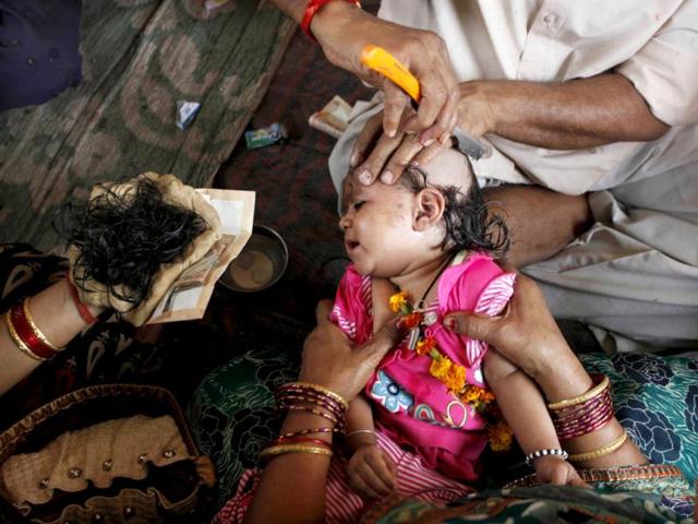 Ruldu Ram, the roving barber - Hindustan Times Ruldu Ram, the roving barber - Hindustan Times