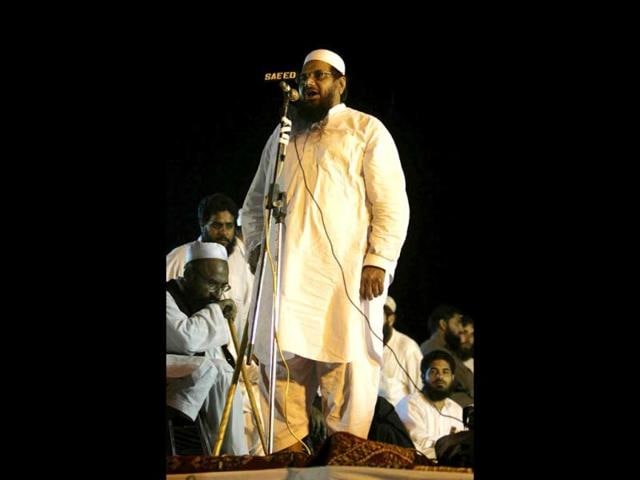 Hafiz Muhammad Saeed speaks during a protest rally in Islamabad August 31, 2008. Reuters/Faisal Mahmood
