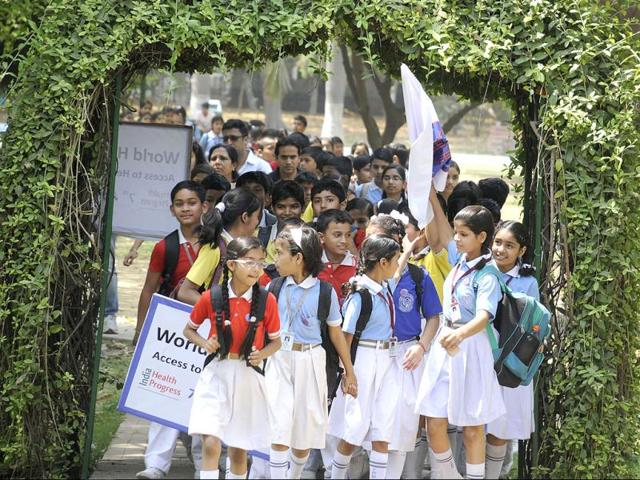 The World Health Day students participate in Health Walkathon at Sector-29 Leisure Valley Park Gurgaon. HT Photo by Parveen Kumar