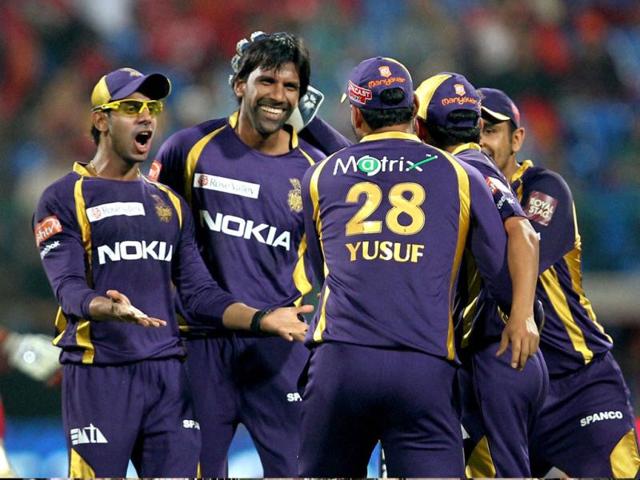 Kolkata Knight Riders' Balaji celebrates wicket of Mayank Agarwal of Royal Challengers Bangalore during the IPL match in Bangalore. (PTI Photo)