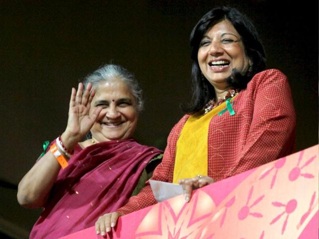 Biocon CMD Kiran Mazumdar Shaw with Sudha Murthy, wife of Infosys chairman Narayan Murthy during the IPL 5 match between Rajasthan Royals and Royal Challengers Bangalore at Chinnaswamy stadium in Bengaluru. PTI/Shailendra Bhojak