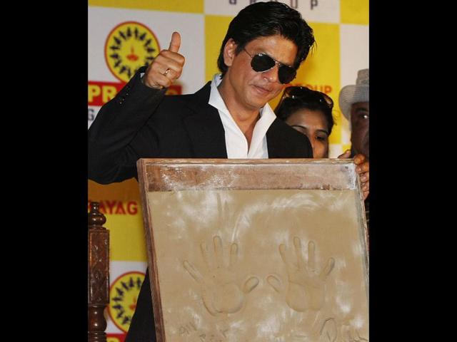 Brand-ambassador-Shah-Rukh-Khan-inaugurated-the-Prayag-Film-City-at-Chandrakona-village-near-Kolkata Brand-ambassador-Shah-Rukh-Khan-inaugurated-the-Prayag-Film-City-at-Chandrakona-village-near-Kolkata