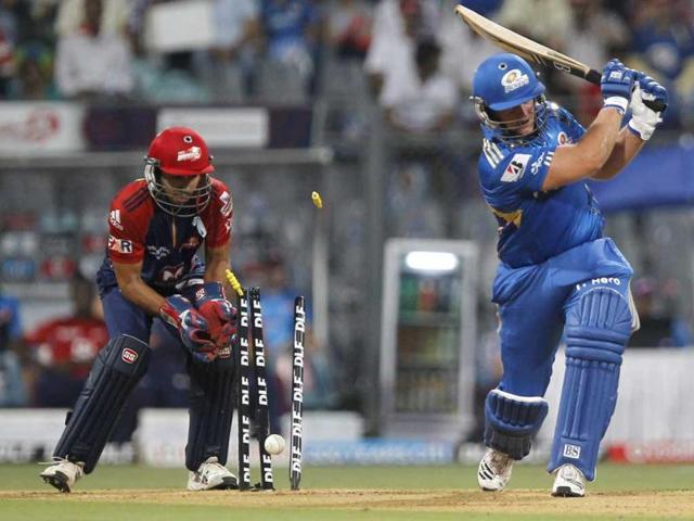 Mumbai Indians batsman Richard Levi in action during the IPL T20 match between Mumbai Indians and Delhi Daredevils at Wankhede Stadium in Mumbai. HT Photo/Sattish Bate