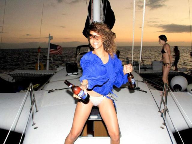 She is one hell of a party girl.