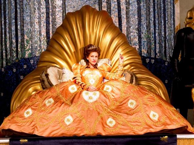The film has been directed by Indian director Tarsem Singh.