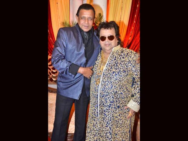 Bollywood At Bappi Lahiri S Son S Wedding Reception Hindustan Times Check out bappi lahiri biography, filmography, movie & stills of bappi lahiri. bollywood at bappi lahiri s son s
