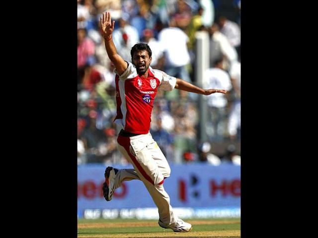 Kings XI Punjab player Praveen Kumar appeals during the match between Kings XI Punjab and Mumbai Indian at Wankhede Stadium, Mumbai. (HT PhotoKunal Patil)