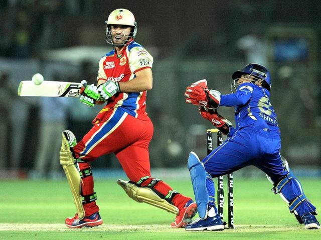 Royal Challengers Bangalore batsman AB DeVilliers plays a shot during the IPL 5 cricket match in Jaipur. AFP Photo/Manan Vatsyayana