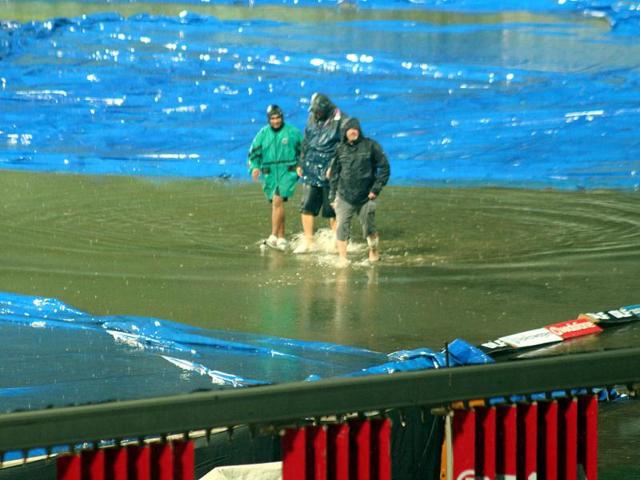 A thunderstorm in Kolkata disrupted the IPL match between KKR and DC at the Eden Gardens in Kolkata.
