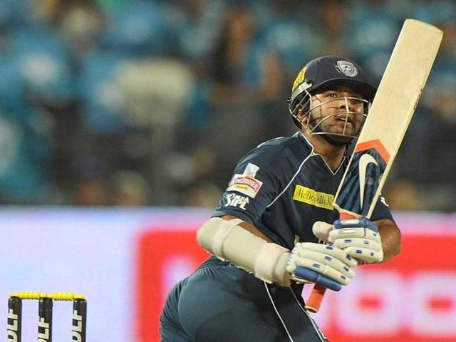 Deccan Chargers batsman Parthiv Patel plays a shot during the IPL Twenty20 cricket match against Pune Warriors India and Deccan Chargers at the Sahara Stadium in Pune. AFP Photo/Punit Paranjpe
