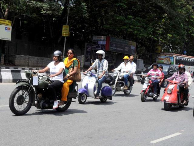 Vintage Classic Car and Bike rally during the "Breathe Easy" campaign to keep Bangalore greener and cleaner organised by Karnataka Vintage Classic Car Club.