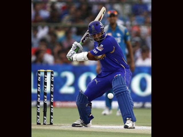 RR Rahul Dravid plays shot against PW during IPL 5 match at Swai Man Singh Stadium at Jaipur . HT Photo by Vipin Kumar