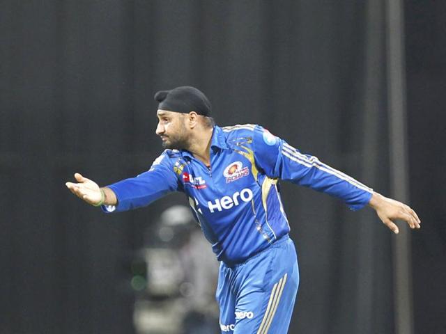 Mumbai Indians captain Harbhajan Singh in action during the match between Mumbai Indians and Kolkata Knight Riders at Wankhede Stadium. HT Photo by Kunal P Patil