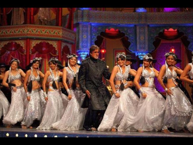It's a romantic-comedy directed by Rohit Shetty.