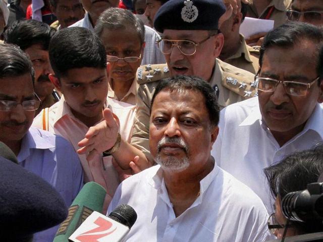 Embroiled-in-the-chit-fund-scam-Mukul-Roy-might-try-to-engineer-a-spilt-in-the-party-File-Photo Embroiled-in-the-chit-fund-scam-Mukul-Roy-might-try-to-engineer-a-spilt-in-the-party-File-Photo