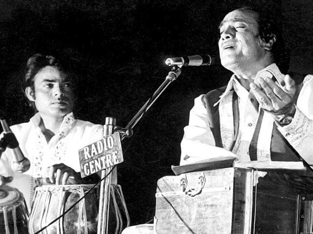 Mehdi-Hassan-known-widely-as-the-King-of-Ghazals-died-after-a-prolonged-battle-against-ailments-in-Karachi-Files