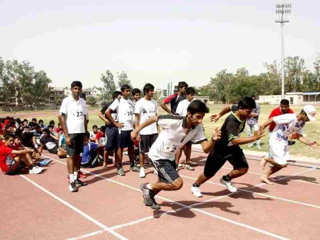 Students participating in a Fitness trail test for admission at Shri Ram College of Commerce in New Delhi. HT/M Zhazo