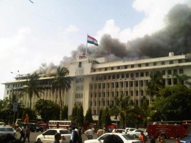 20 to 25 staffers were trapped in the building. Twitter/@shaels