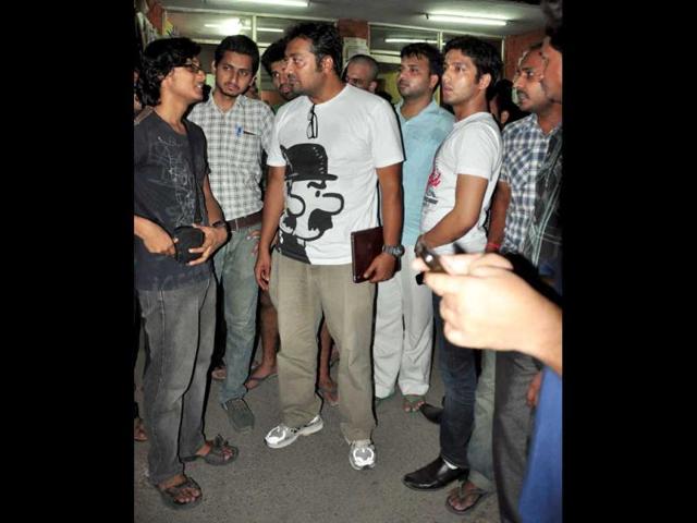 Kashyap spent the evening watching his film with Yo Yo Honey Singh. (HT/Sarthak Nagpal)