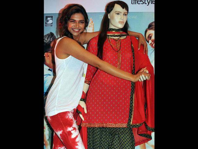 Deepika Padukone looks cheerful while promoting Cocktail.