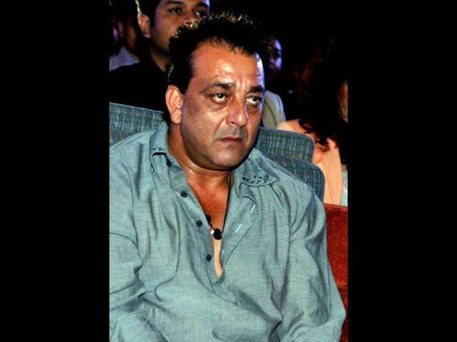 Be It A Breezy Character Or A Strong Negative Role, Here Are Some Of The  Most Memorable Performances By Sanjay Dutt!