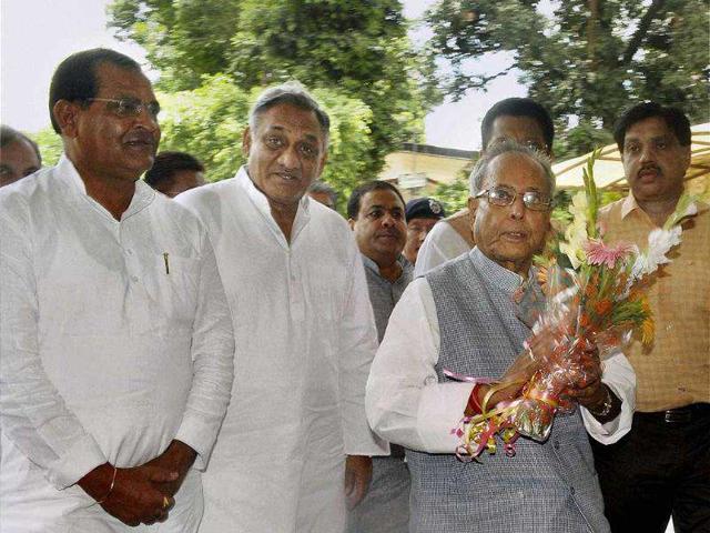 UPA-Presidential-nominee-Pranab-Mukherjee-arrives-at-Uttarakhand-assembly-during-his-election-campaign-in-Dehradun-Uttarakhand-CM-Vijay-Bahuguna-is-also-seen-PTI-photo UPA-Presidential-nominee-Pranab-Mukherjee-arrives-at-Uttarakhand-assembly-during-his-election-campaign-in-Dehradun-Uttarakhand-CM-Vijay-Bahuguna-is-also-seen-PTI-photo