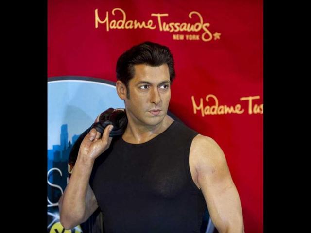 Salman Khan's statue is dressed in a black tee and grayish jeans.