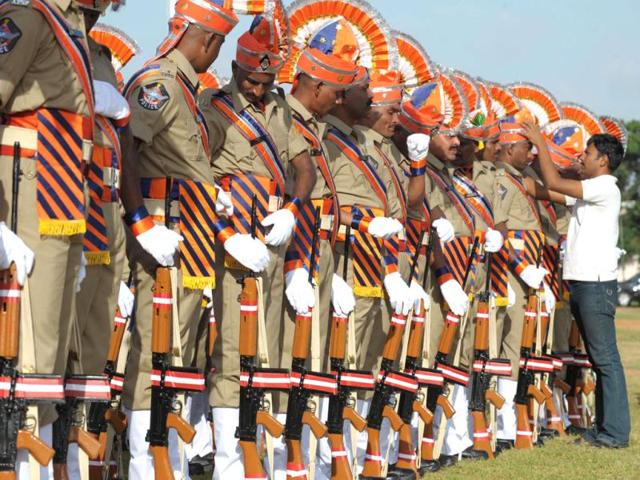 Andhra Pradesh Special Police personnel prepare for a full dress rehearsal for Independence Day celebrations in Secunderabad. AFP photo/Noah Seelam