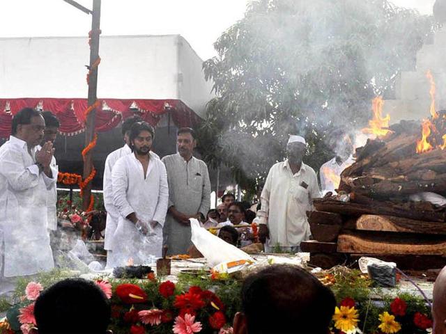 Remembering Vilasrao Deshmukh Hindustan Times Union ministers sharad pawar and. remembering vilasrao deshmukh