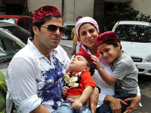 Actor Bakhtiyaar Irani and his actress wife Tanaaz Irani celebrating Parsi New year on eve of 'Pateti'. Actor Bakhtiyaar Irani and his actress wife Tanaaz Irani celebrating Parsi New year on eve of 'Pateti'.