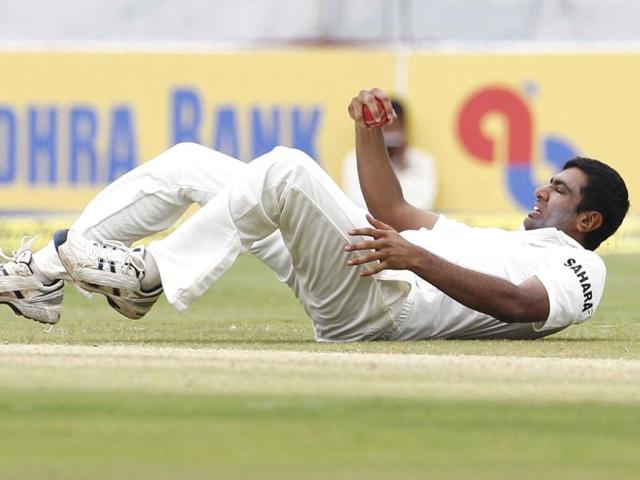 India's Ravichandran Ashwin takes a catch off his own bowling to dismiss New Zealand's Jeetan Patel during the third day of their first test cricket match against New Zealand in Hyderabad. Reuters/UNI Photo-6R India's Ravichandran Ashwin takes a catch off his own bowling to dismiss New Zealand's Jeetan Patel during the third day of their first test cricket match against New Zealand in Hyderabad. Reuters/UNI Photo-6R
