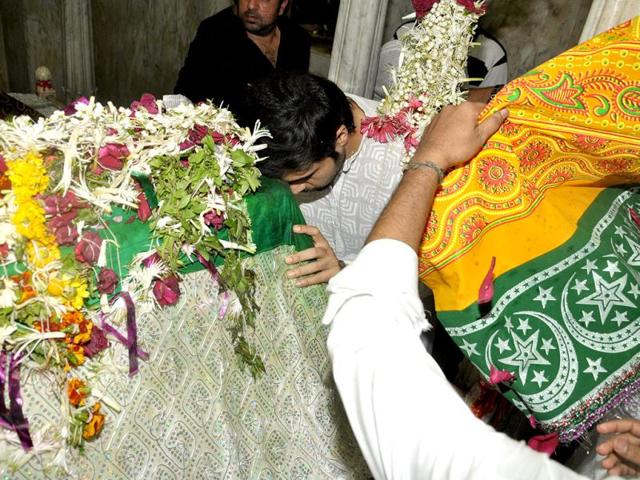 Emraan Hashmi says that frnachises get lazy- "There could be a Murder 4, 5…15, but I don’t think I’ll be part of any of these movies. For me, a franchise can at best be stretched to a trilogy. After that, it shows lack of creativity and originality to take it forward and dilute the brand."