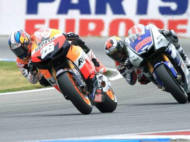 Honda-s-Dani-Pedrosa-left-lies-just-13-points-behind-championship-leader-Jorge-Lorenzo-right-following-his-win-at-Brno-AFP-Photo Honda-s-Dani-Pedrosa-left-lies-just-13-points-behind-championship-leader-Jorge-Lorenzo-right-following-his-win-at-Brno-AFP-Photo