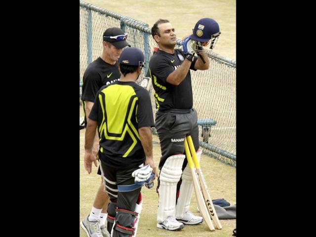 Virender Sehwag during a training session ahead of the India-New Zealand second Test match at M Chinnaswamy stadium in Bangalore (Gurpreet Singh/Hindustan Times)