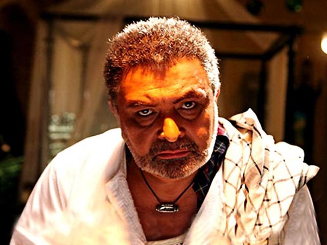 Agneepath (2012): Rishi Kapoor plays the role of an underworld drug lord Rauf Lala. He got critical acclaim for his first negative role.