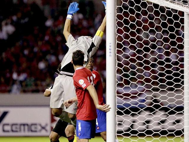 Costa Rica's goalkeeper Keylor Navas fails to prevent a goal scored by Mexico's Jesus Zavala during their 2014 World Cup qualifying soccer match at National stadium in San Jose. Reuters/Juan Carlos Ulate