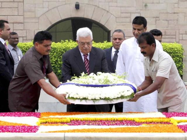 Palestinian President Mahmoud Abbas places a wreath at the Mahatma Gandhi memorial at Rajghat in New Delhi. Abbas is on a three-day state visit to India. Reuters/B Mathur