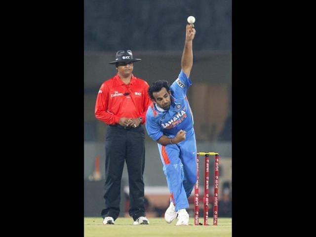 Indian bowler Zaheer Khan in action during second T20 cricket match played between India and New Zealand at MA Chidambaram Stadium in Chennai. HT/Satish Bate