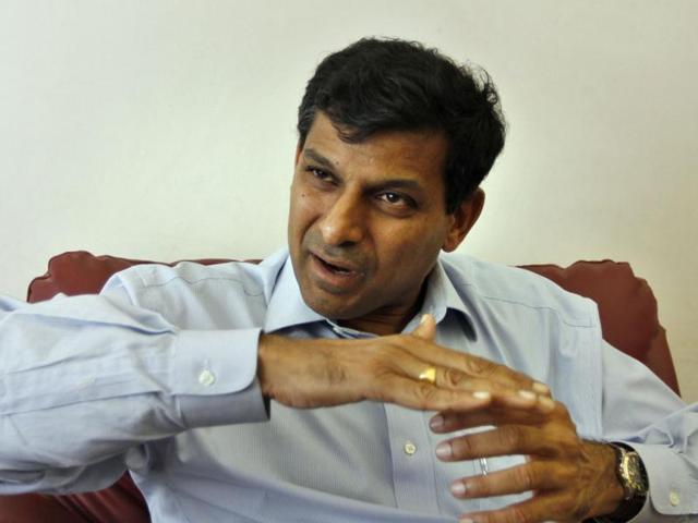 Raghuram-G-Rajan-India-s-chief-economic-advisor-is-seen-during-an-interview-with-Hindustan-Times-in-New-Delhi-HT-Sanjeev-Verma Raghuram-G-Rajan-India-s-chief-economic-advisor-is-seen-during-an-interview-with-Hindustan-Times-in-New-Delhi-HT-Sanjeev-Verma