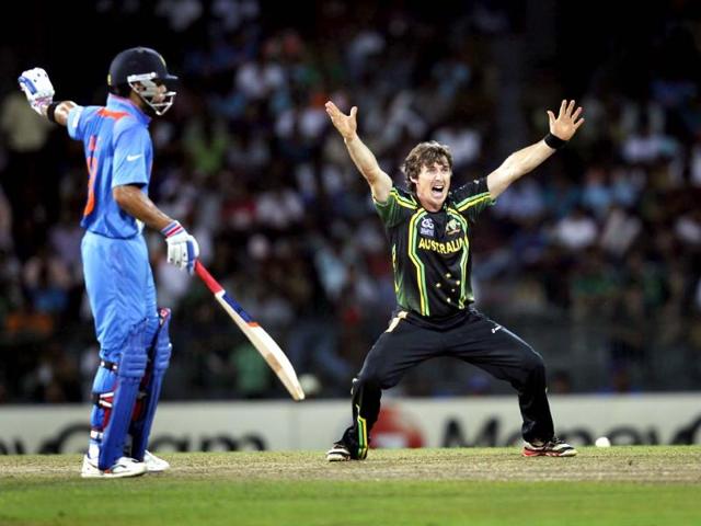 Australia's Brad Hogg appeals unsuccessfully for Irfan Pathan's LBW during the ICC T20 World Cup cricket match, Super Eight group between India and Australia at R. Premadasa Stadium in Colombo. HT/Ajay Aggarwal
