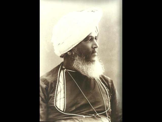 Raja Deen Dayal attended a court session of Nizam of Hyderabad (Mahbub Ali Khan) and clicked his picture. Later, he gave the picture to the Nizam as a good gesture. The Nizam liked it so much that he immediately appointed Raja Deen Dayal as the court photographer.